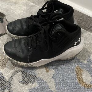 Under Armour Black and White Mid-Top Training Shoes